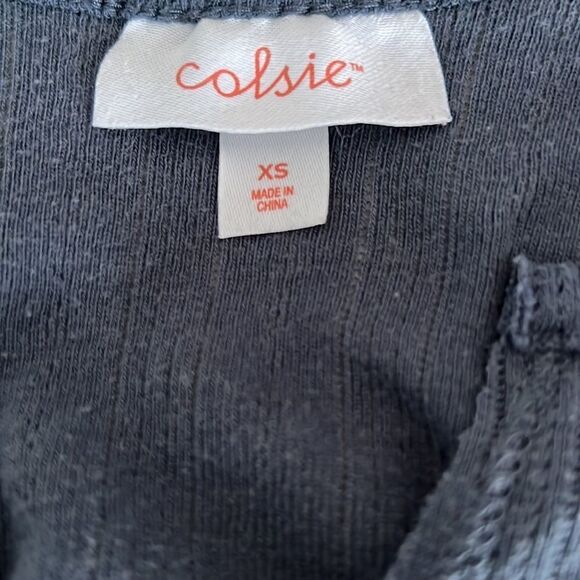 Colsie crop top and shorts set-  XS - Picture 4 of 9